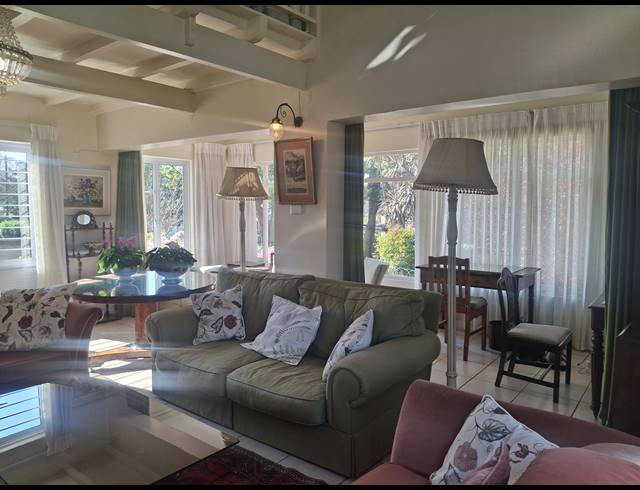 5 BEDROOM HOUSE FOR SALE IN GREENDALE